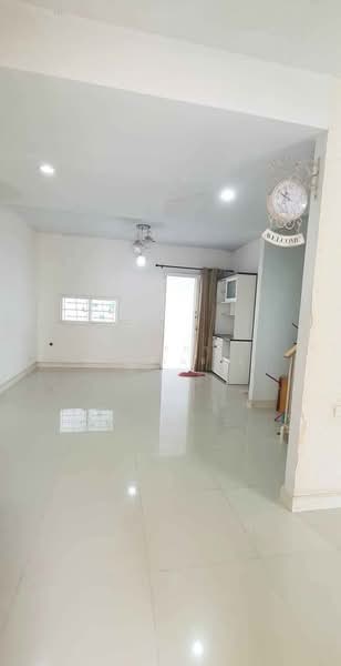 The Village Bangna KM.10 Samut Prakan, Samut Prakan