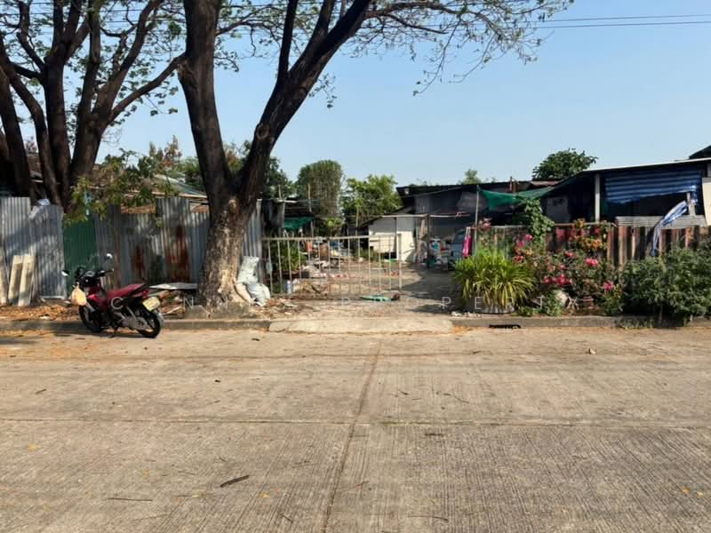 Land Soi Khum Klao 4, Bangkok