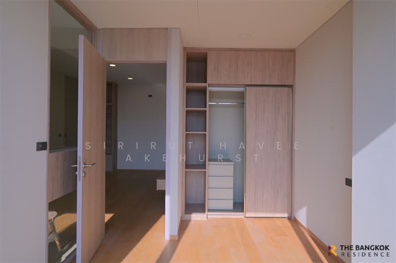Siamese Exclusive 42, Bangkok