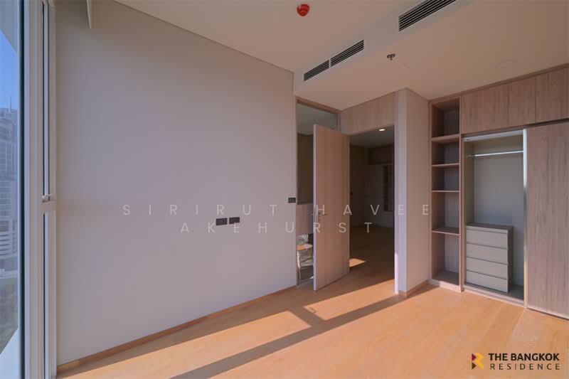 Siamese Exclusive 42, Bangkok