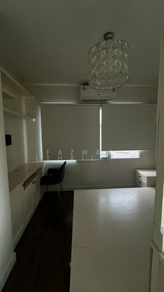 Rare Corner 4BR Townhome at Town Plus X Ladprao Near Expressway Bangkok, Bangkok