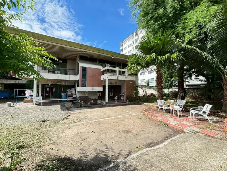 ที่ดินเเถมบ้านเดี่ยว 249 ตร.ว. หมู่บ้านศานตินิเวศน์ ตรงข้ามแม็คโคร บางกะปิ ซอยลาดพร้าว115, Bangkok