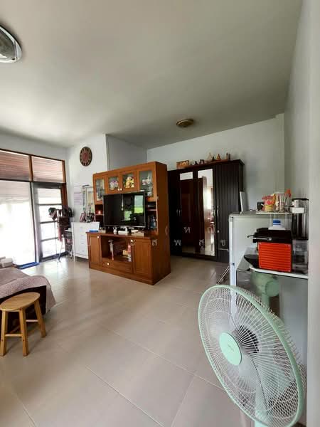 Maitrijit, Bangkok