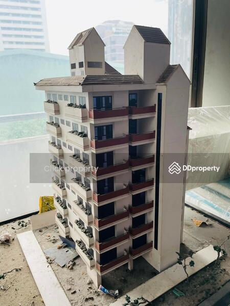 Ekkamai Place, Bangkok