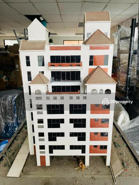 Ekkamai Place, Bangkok