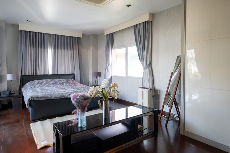 Baan Issara Rama 9, Bangkok