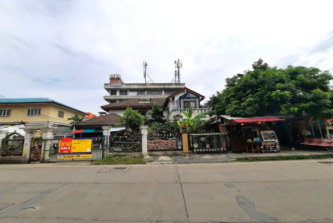 อาคารสำนักงาน บางบัวทอง