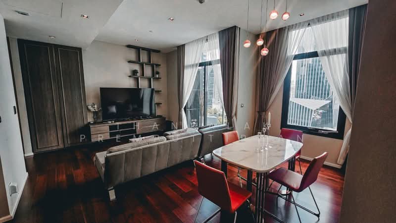 The Diplomat 39, Bangkok