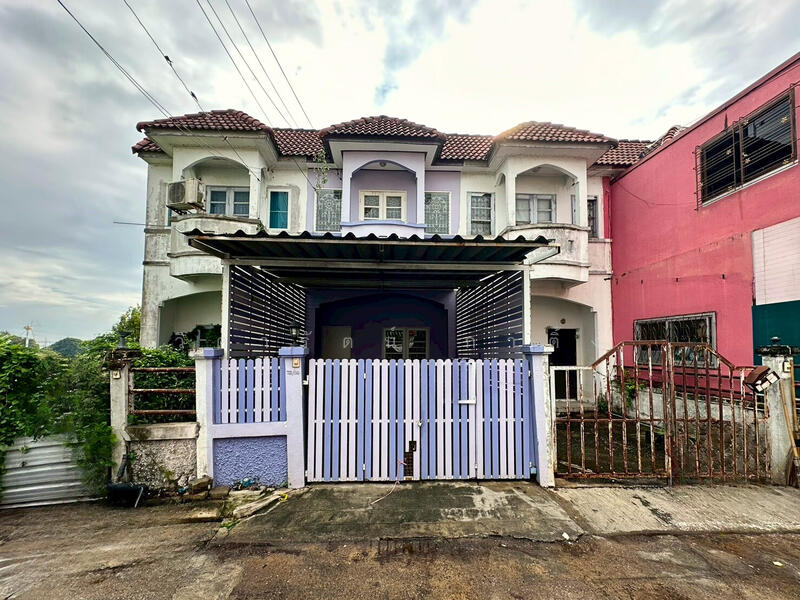 Asia Hometown 1-3, Nonthaburi