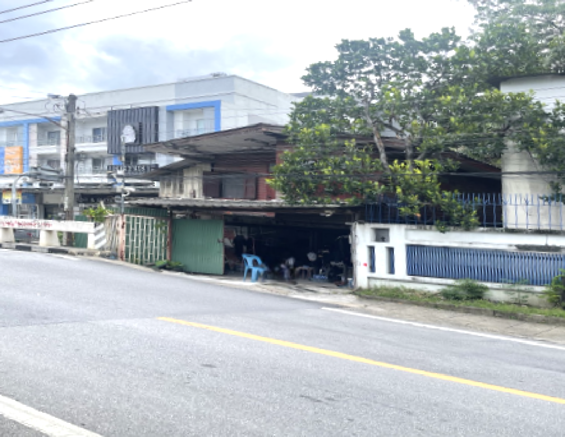 Single House in Phasi Charoen, Bangkok