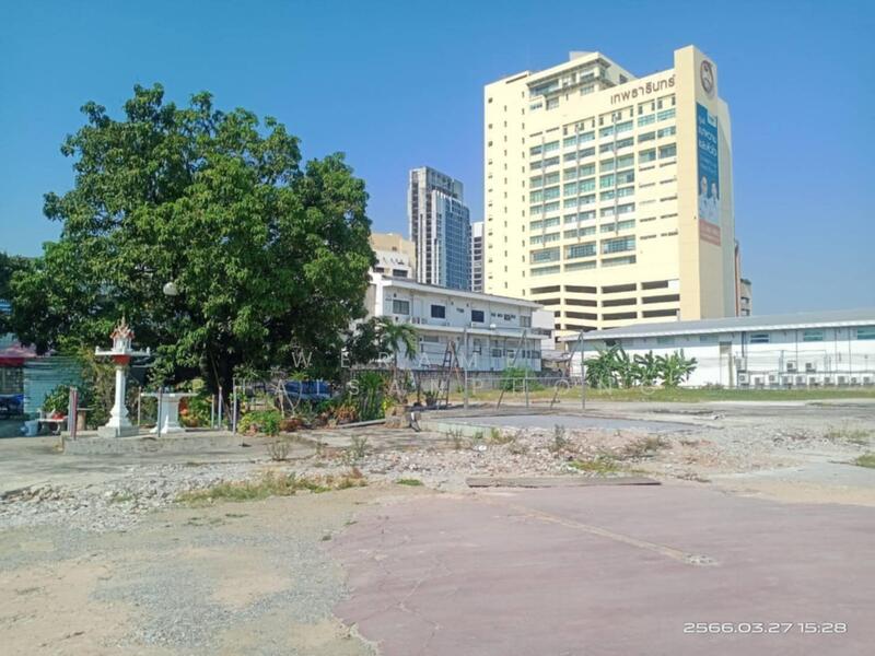 ขาย ที่ดินพระราม 4 เนื้อที่ 3 ไร่ ถนนคอนกรีตกว้างประมาณ 6-8 m. เขตทางกว้าง 20 m. หน้ากว้าง 121 m., Bangkok