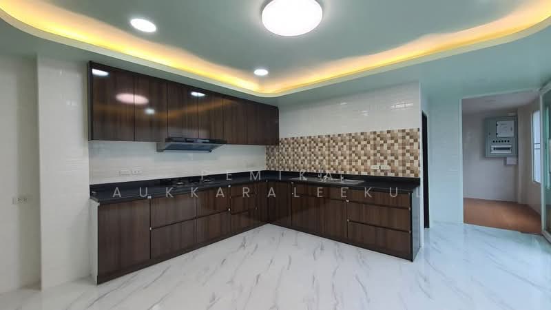 3-BR House, Bangkok