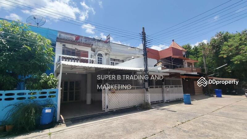 ขายทาวน์เฮ้าส์ 31 ตร.วา หมู่บ้านชลาธร สาธุประดิษฐ์ 57, Bangkok