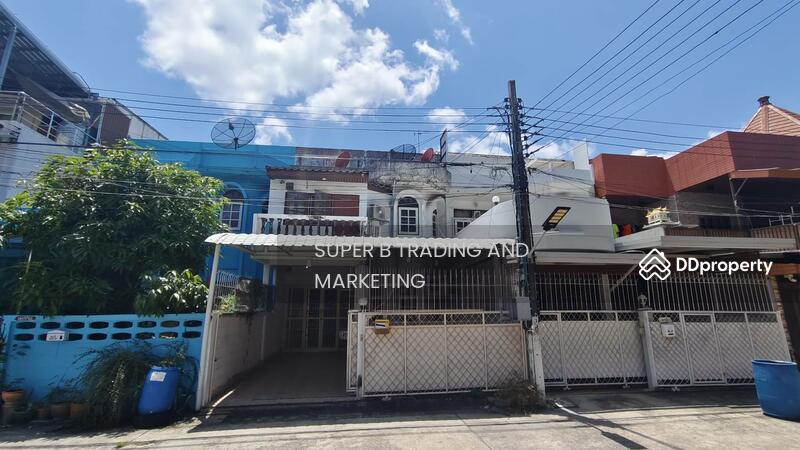 ขายทาวน์เฮ้าส์ 31 ตร.วา หมู่บ้านชลาธร สาธุประดิษฐ์ 57, Bangkok