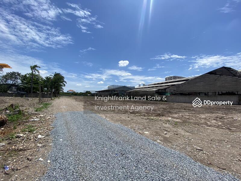 ขายที่ดิน 13-2-18 ไร่ ติดถนนรามอินทรา ใกล้กับรถไฟฟ้าสถานีลาดปลาเค้า เขตบางเขน, Bangkok