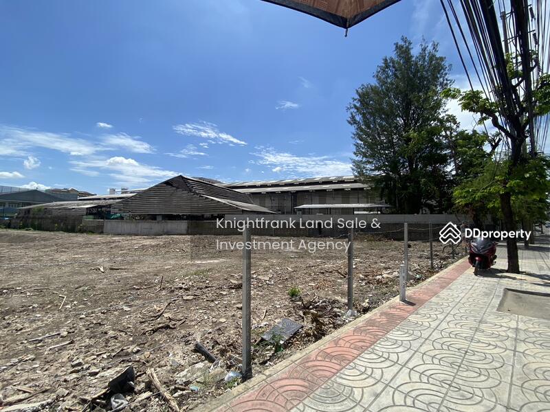 ขายที่ดิน 13-2-18 ไร่ ติดถนนรามอินทรา ใกล้กับรถไฟฟ้าสถานีลาดปลาเค้า เขตบางเขน, Bangkok