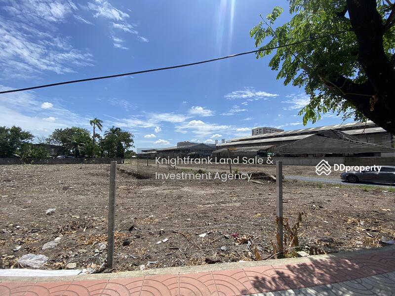 ขายที่ดิน 13-2-18 ไร่ ติดถนนรามอินทรา ใกล้กับรถไฟฟ้าสถานีลาดปลาเค้า เขตบางเขน, Bangkok