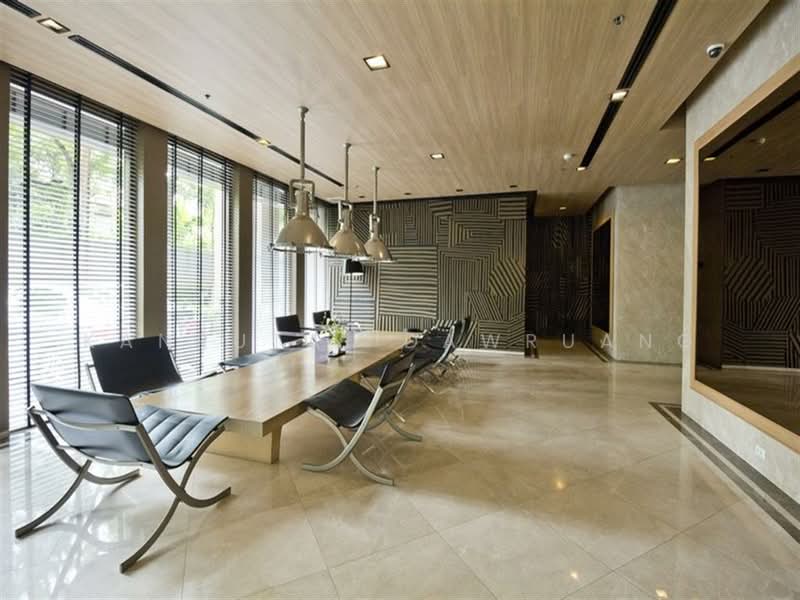 Noble Refine, Bangkok