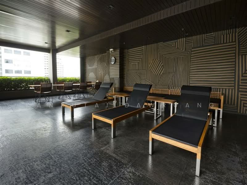 Noble Refine, Bangkok