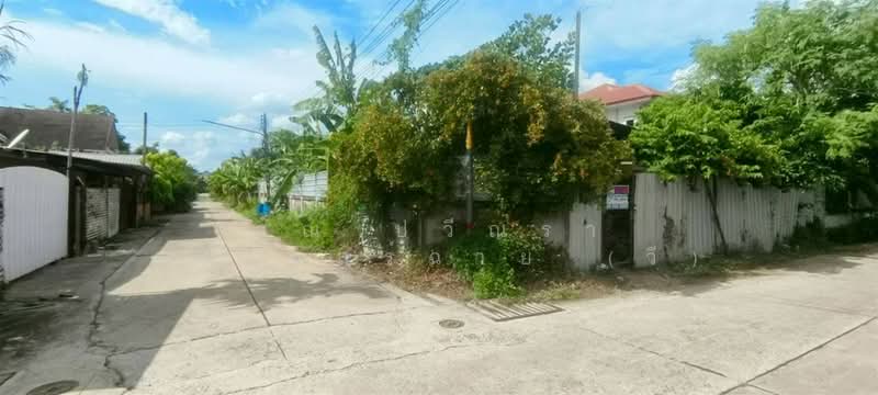 บ้านเดี่ยว+ที่ดินเปล่า 360 ตร.ว. ใกล้บริษัทเวิร์คพอยท์สตูดิโอ ถนนรังสิต-ปทุมธานี, Pathum Thani