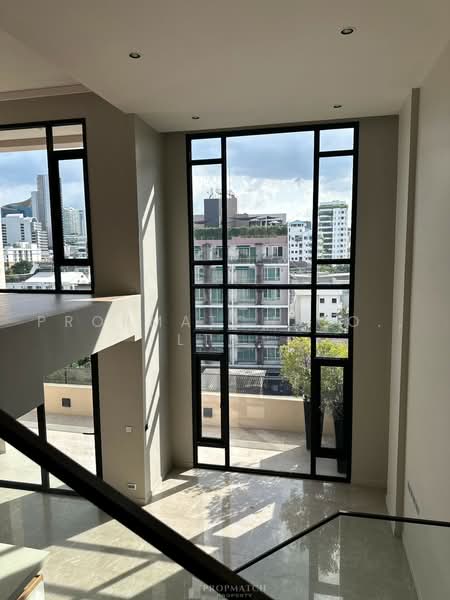 Nivati Thonglor 23, Bangkok