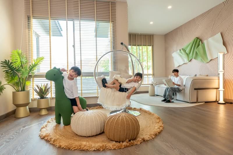 The Palm Courtyard Bangna KM.8, Pathum Thani