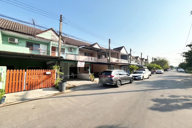 หมู่บ้านเกษมทรัพย์, Pathum Thani