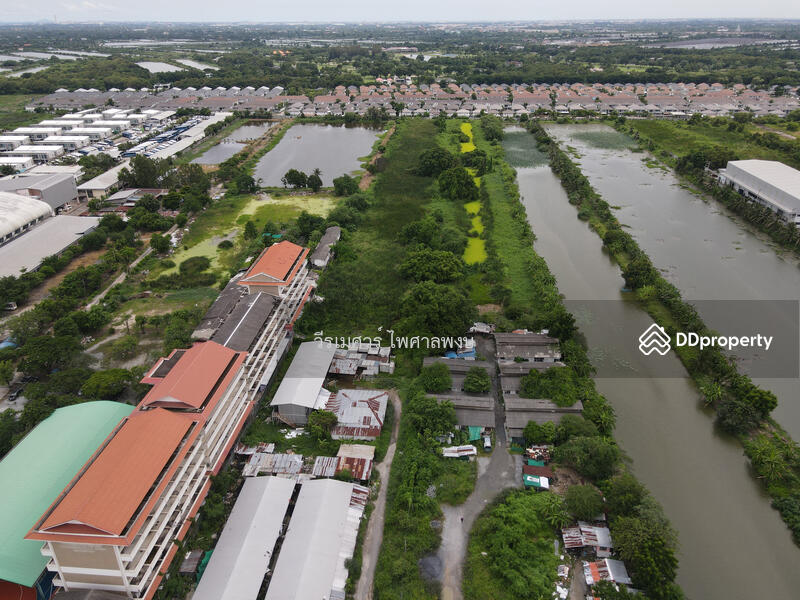 ที่ดิน ลาดกระบัง (เหมาะสร้าง โครงการจัดสรร + โกดัง + คลังสินค้า) 29-3-64 ไร่, Bangkok
