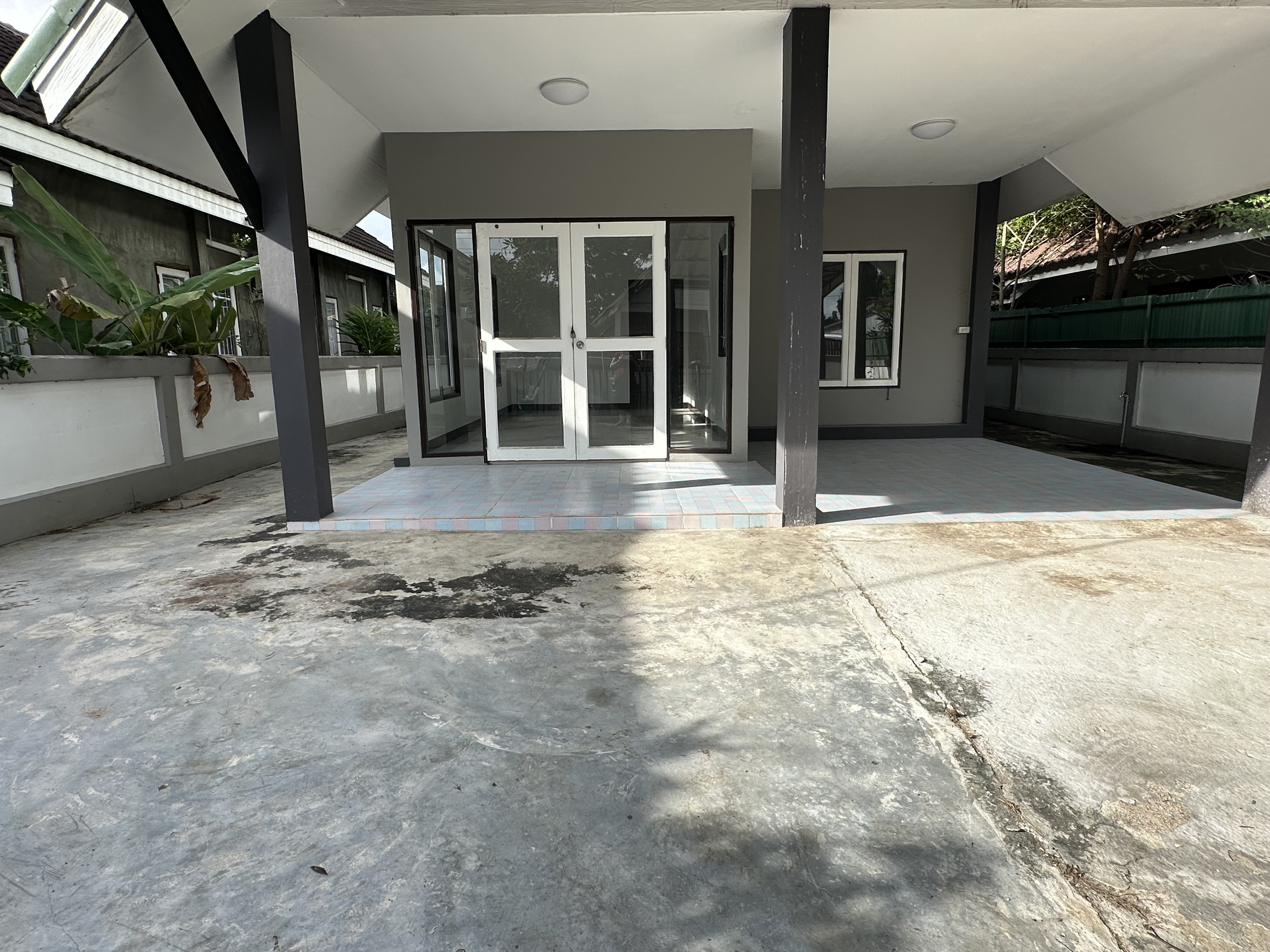 บ้านเดี่ยว โครงการสุรัตน์ฟอร์เรสต์ บ้านฉาง : ปรับปรุงใหม่
