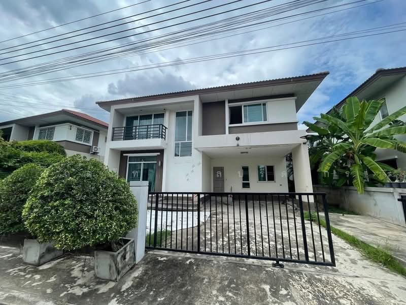 Casa Premium On Nut-Wongwaen, Bangkok