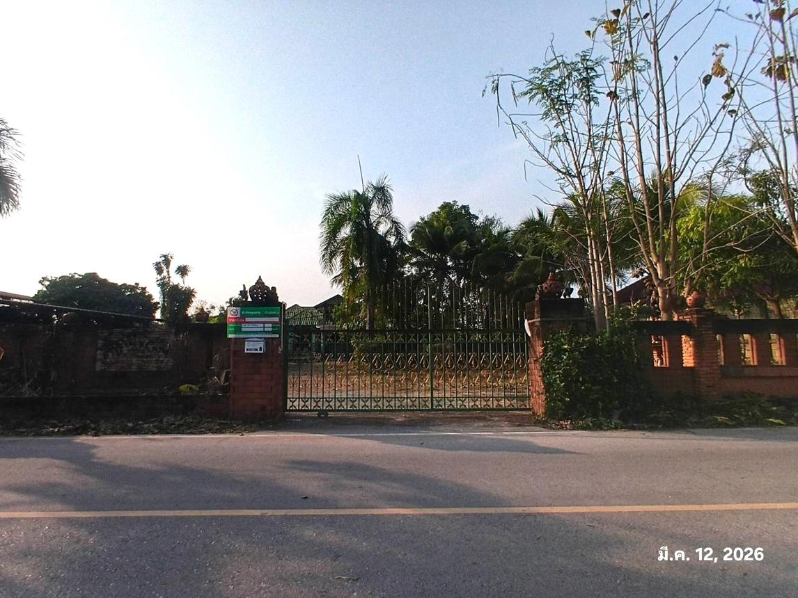 Single-Story House in Pa Sang, Lamphun