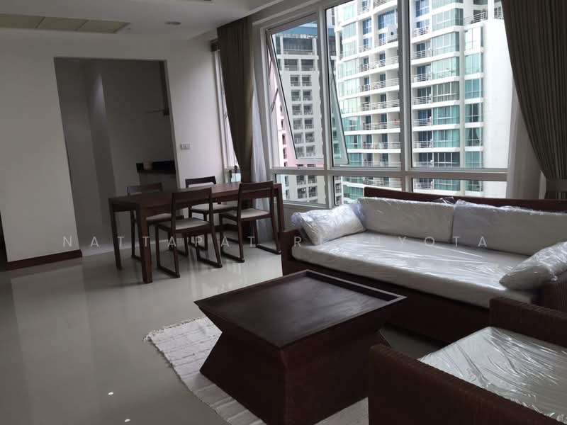 Baan Rajprasong, Bangkok