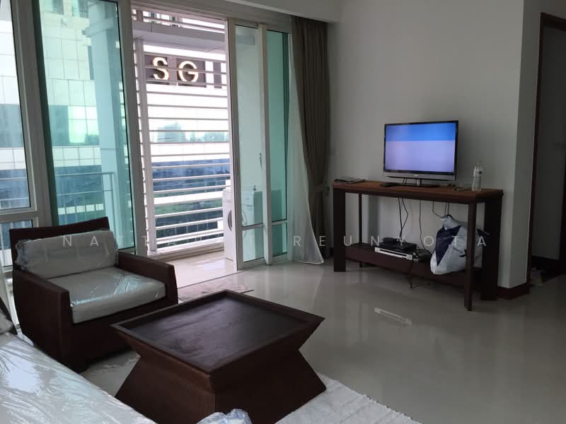 Baan Rajprasong, Bangkok