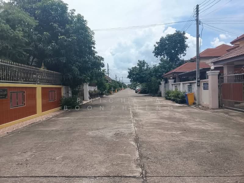 หมู่บ้านดีพร้อม, Nakhon Sawan