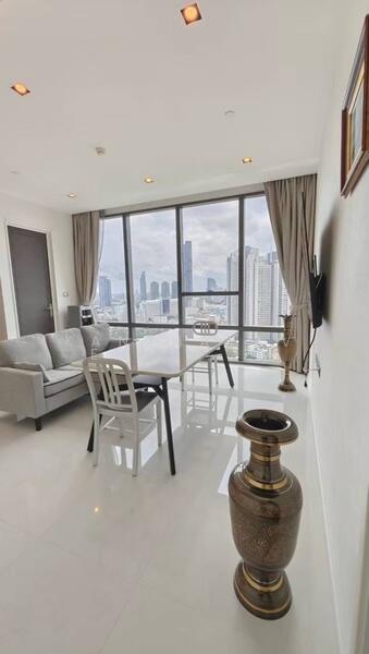 The Bangkok Sathorn, Bangkok