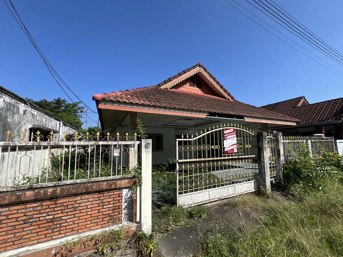 Townhouse in Banchamanoth Village, Nakhon Si Thammarat City, Nakhon Si Thammarat Province