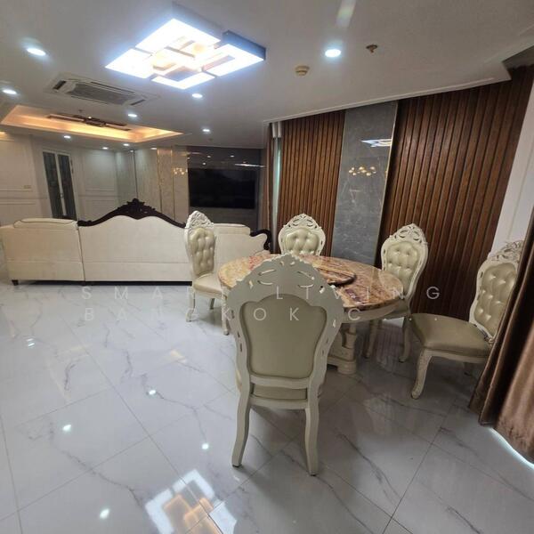 Belle Avenue, Phuket