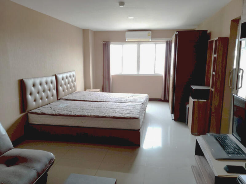 Life Condominium, Chiang Mai