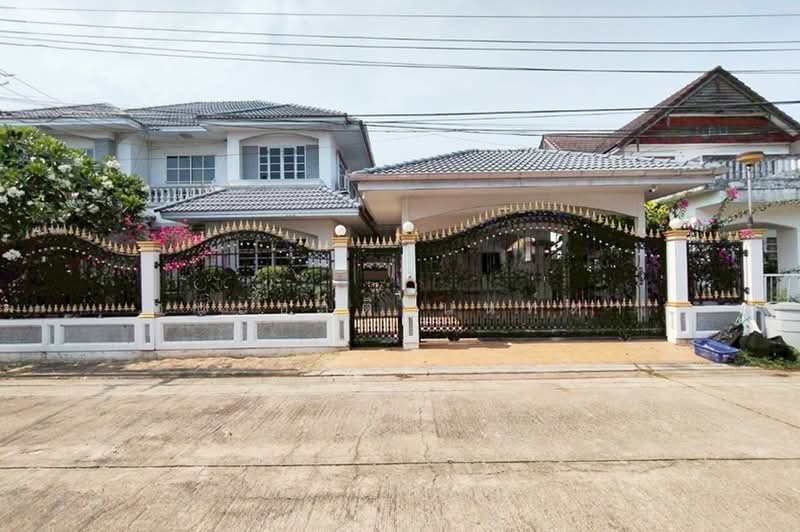Chonlada Saimai, Bangkok