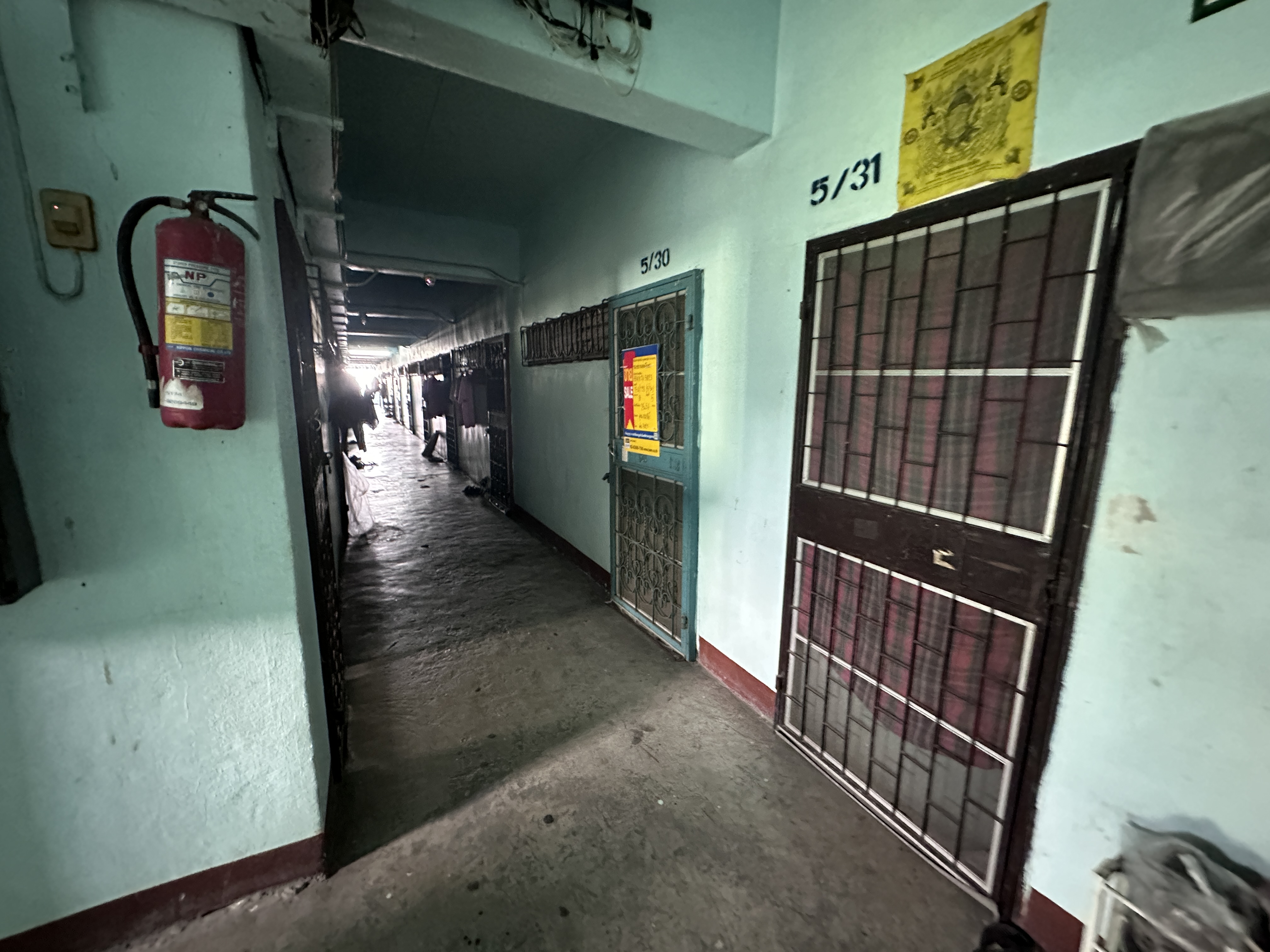 Thongprakai Condotel