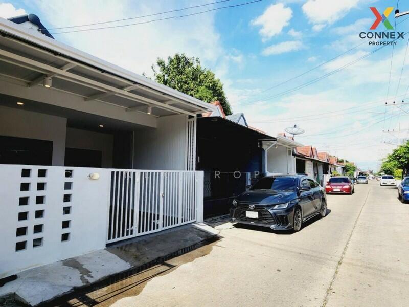 Baan Samphan Villa Lamlukka Klong 3, Pathum Thani