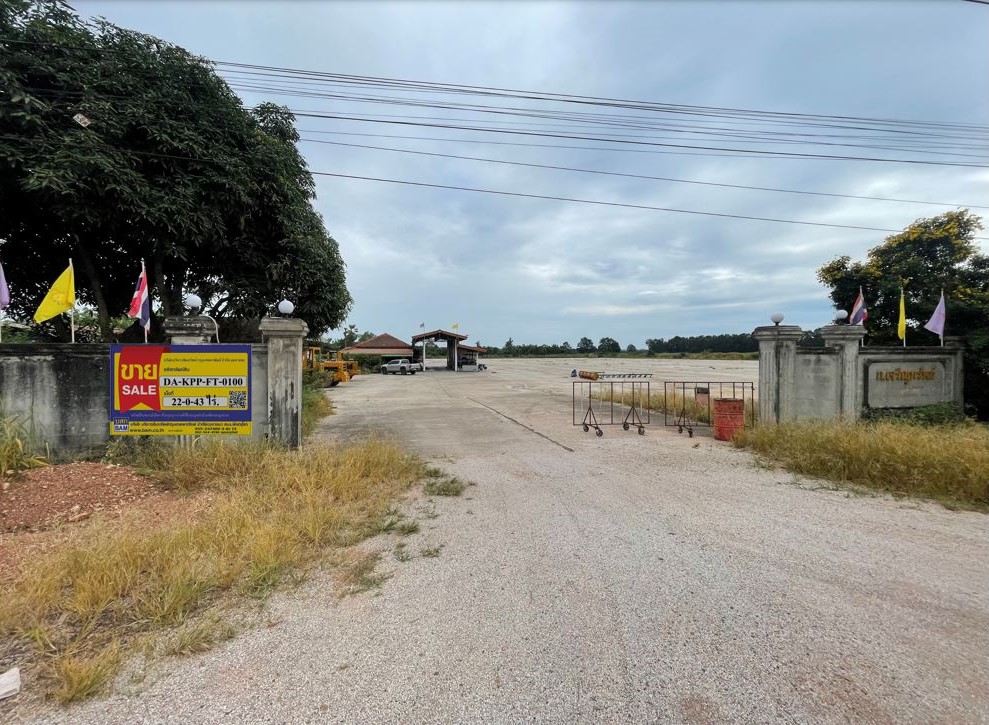 ที่ดินพร้อมบ้าน 5 หลังให้เช่าในอำเภอกำแพงเพชร เมืองกำแพงเพชร