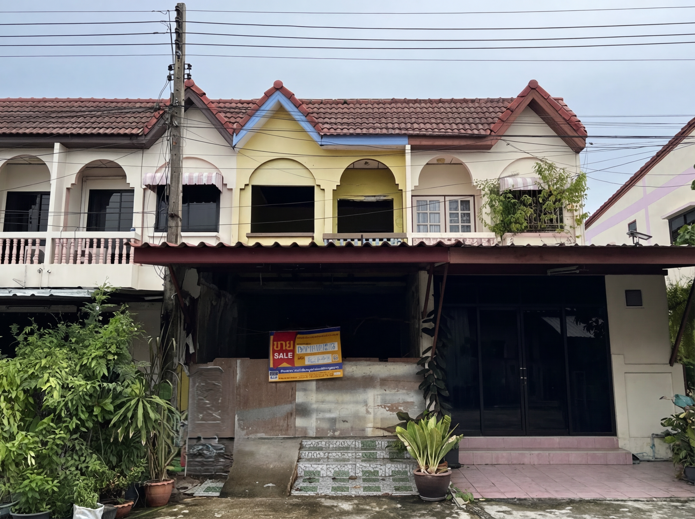 2-Storey Townhouse in Arunichasiri (Sri Arun Gardens Ville) Pathum Thani