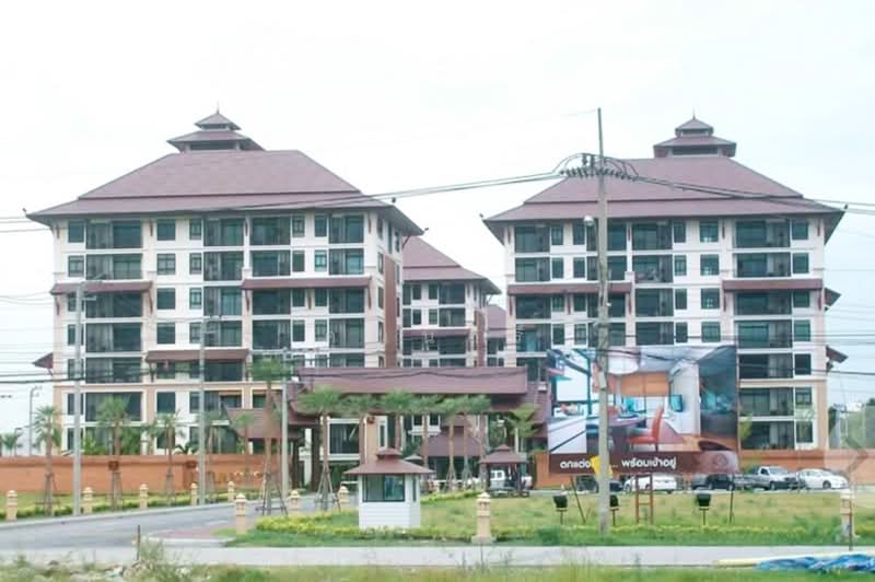 Baan Navatara Condominium, Bangkok
