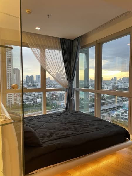 The River by Raimon Land, Bangkok