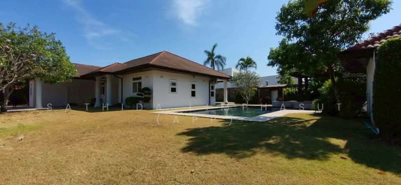 วิลล่าส่วนตัวสุดหรู 5 ห้องนอน ใกล้ทะเลสาบมาบประชาน พัทยา, Chon Buri (Pattaya)