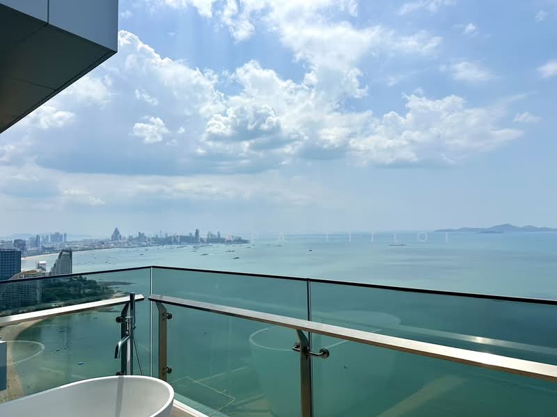 Arom Wongamat, Chon Buri (Pattaya)