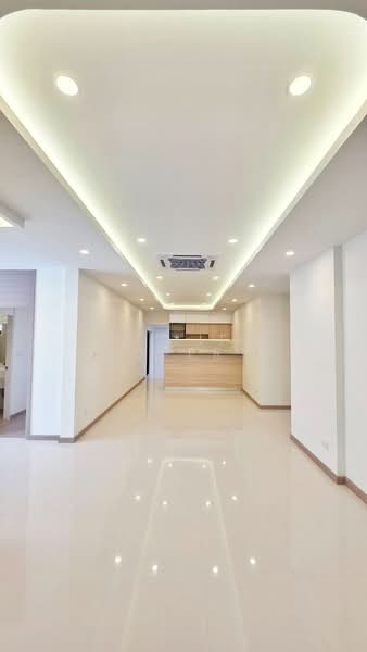 10S0116 This house for sale 9,890,000 baht 4 bedroom 3 bathroom at Muang, Phuket
