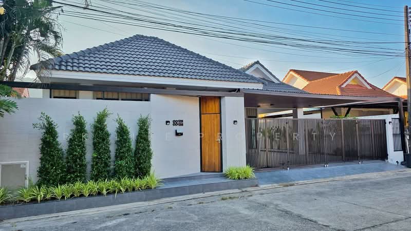 10S0116 This house for sale 9,890,000 baht 4 bedroom 3 bathroom at Muang, Phuket