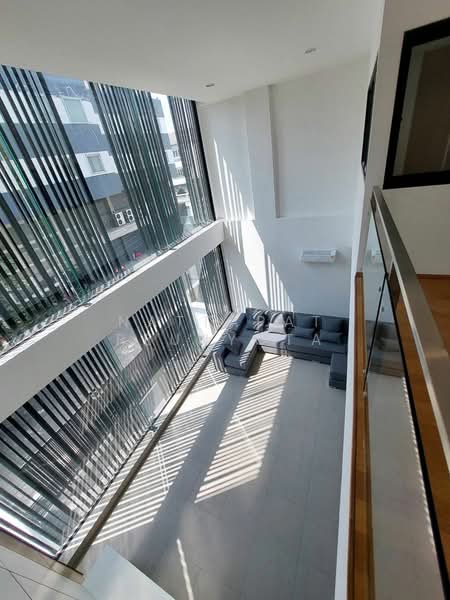4-BR Semi-detached House, Bangkok